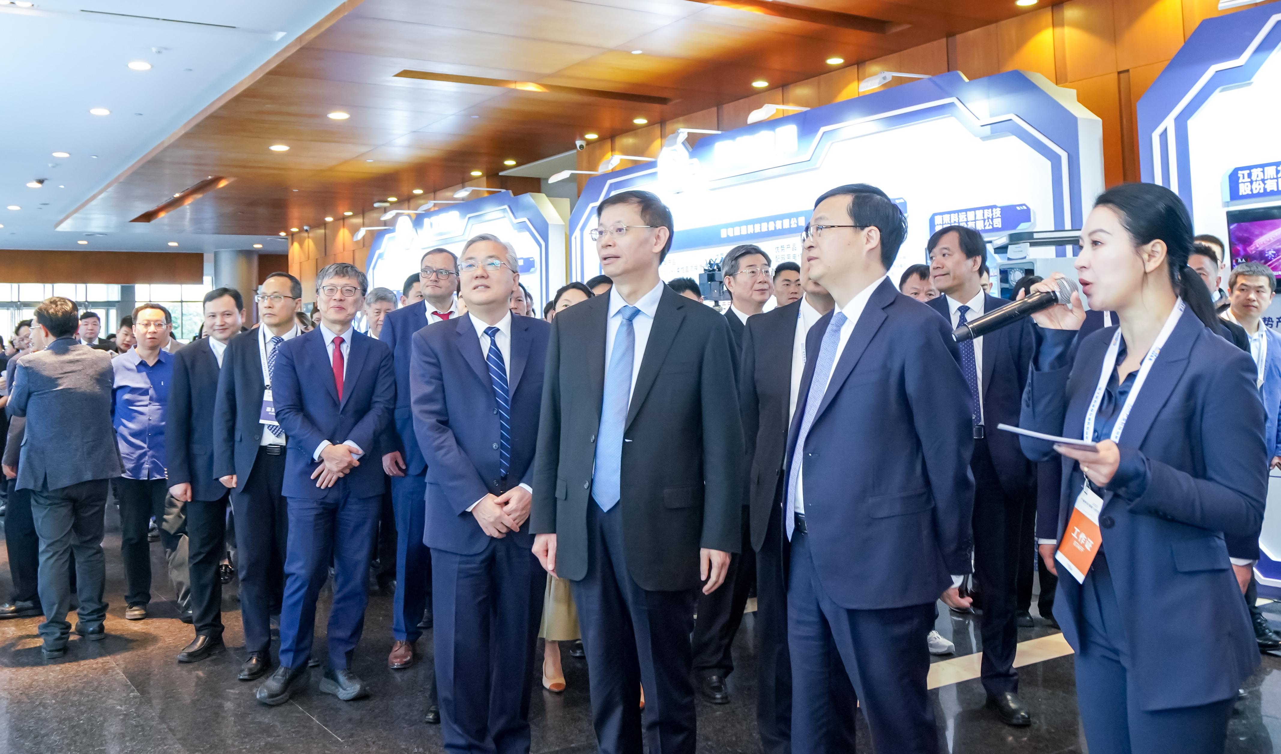 参观图-公众号.jpg